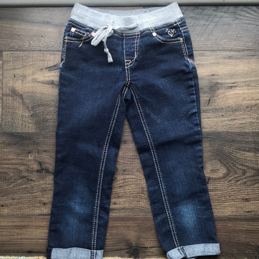 Girl slim sized stretch denim capri